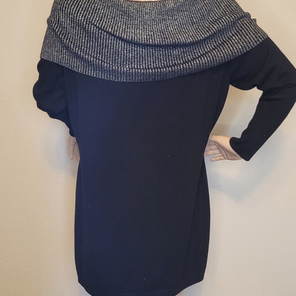 Woman's Sz 1X Black Off the Shoulder Metallic Cowl Neck Sweater by QUESTIONS - Picture 4 of 6